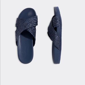 Vineyard vines jute strap pool slides